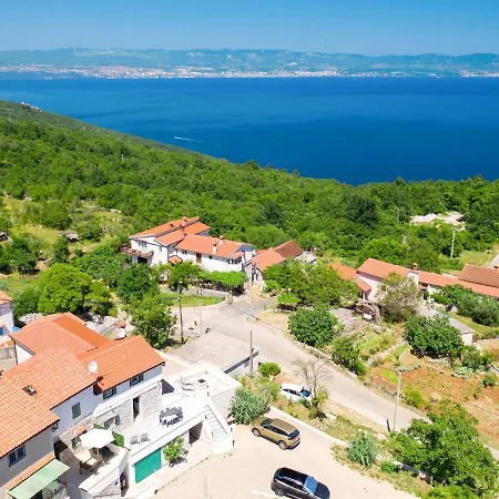 Matea By Interhome Tatil Evi Martina