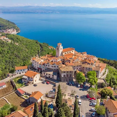 Tatil Evi Matea By Interhome