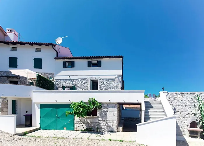 Matea By Interhome Martina