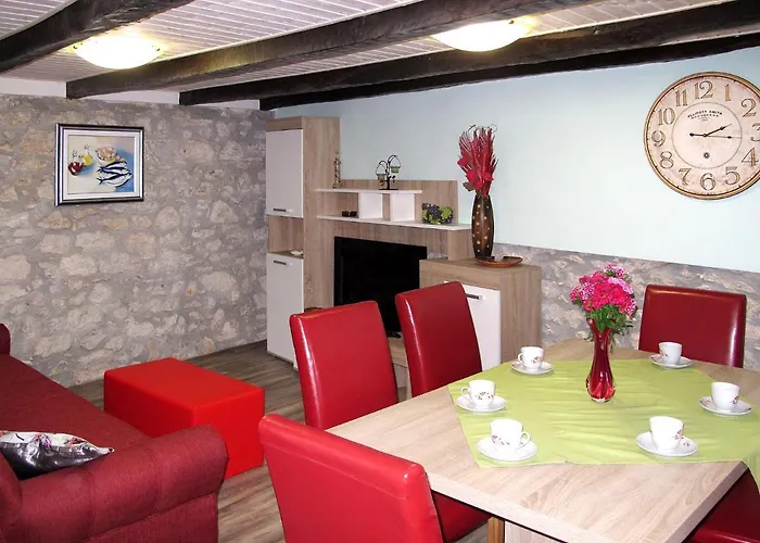 Matea By Interhome